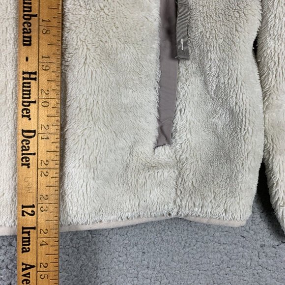 LL Bean Women’s Deep Pile Fleece Pullover Sweatshirt Jacket 1/4 T Snap Cream PS - Picture 10 of 12